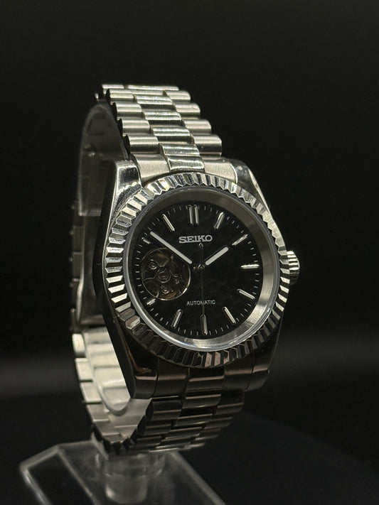 Black- Open Heart Dial