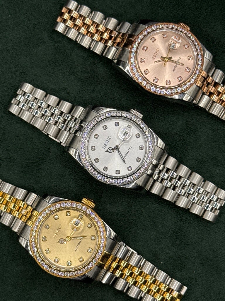 Woman's Aurelia Collection