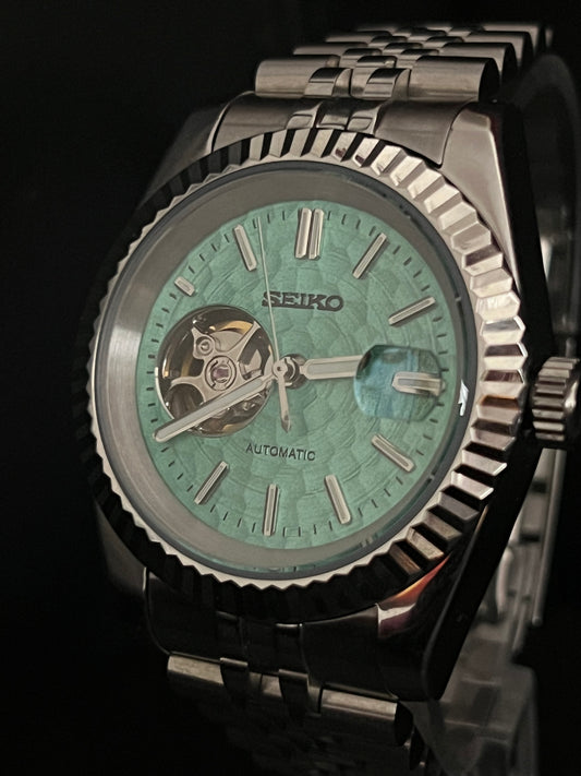 Turquoise - Open Heart Dial